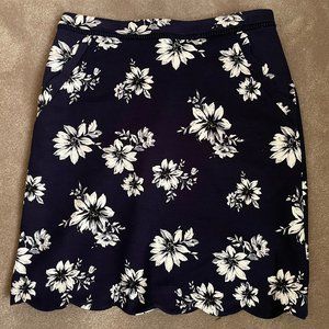 SKIES ARE BLUE Berenice Scallop Hem Skirt M